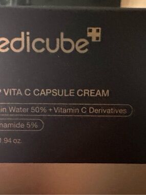 Medicube Vita C Capsule Cream – Black